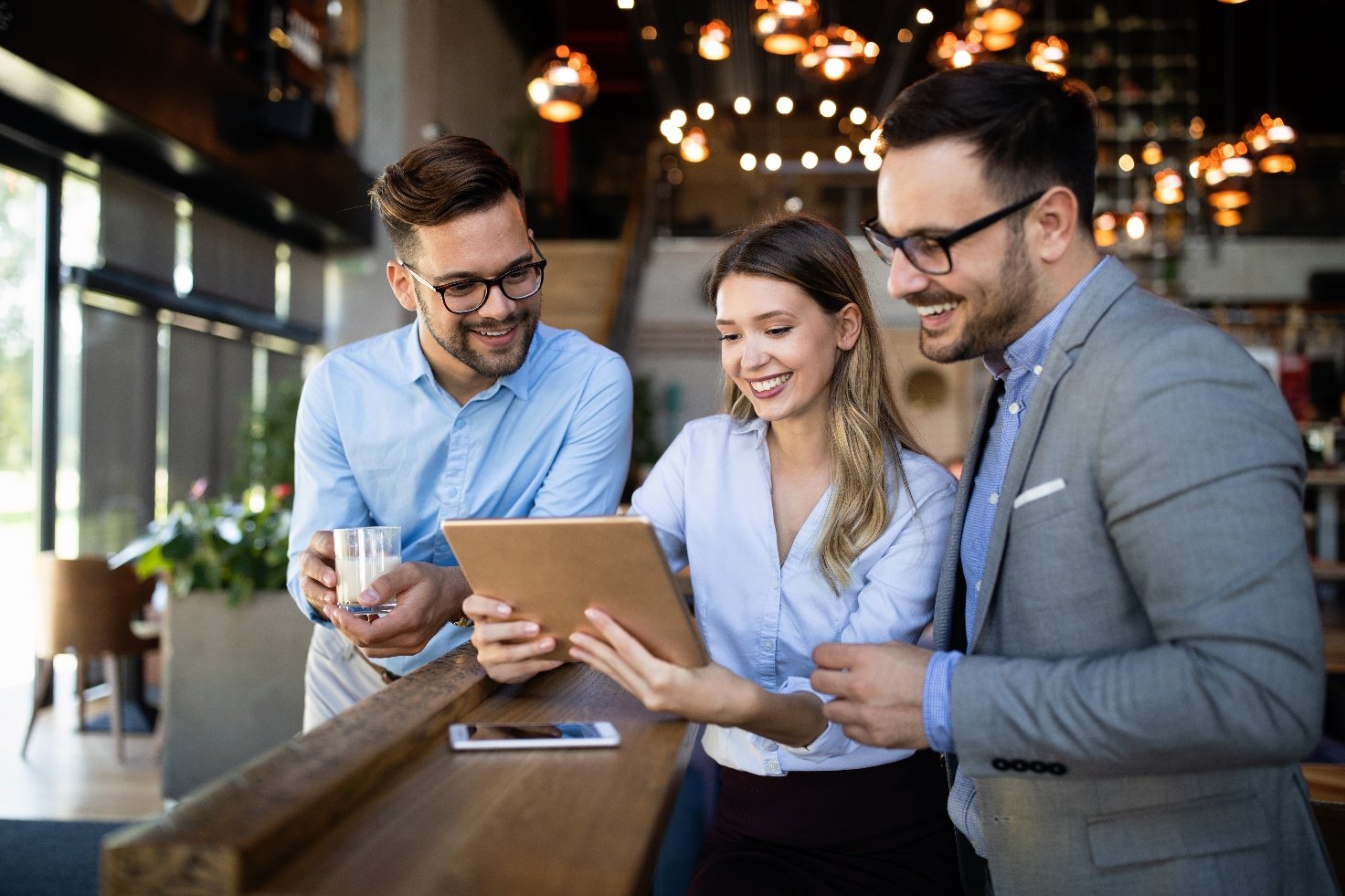Group of people shutterstock_1606134439-1